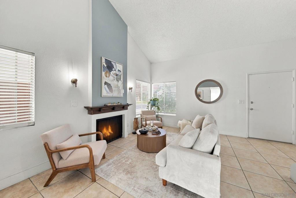 1235 27th Property Photo 5