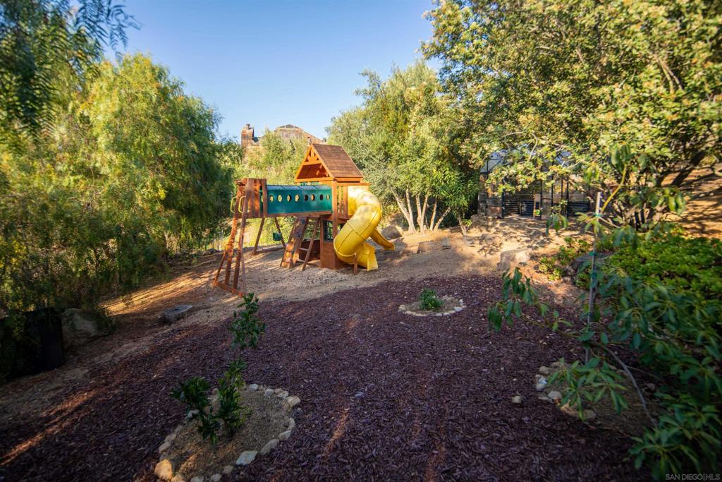 10010 Shadow Rd Property Photo 56