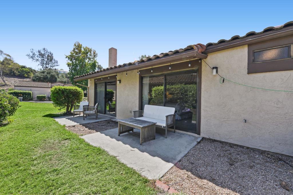 2099 Golden Circle Property Photo 19