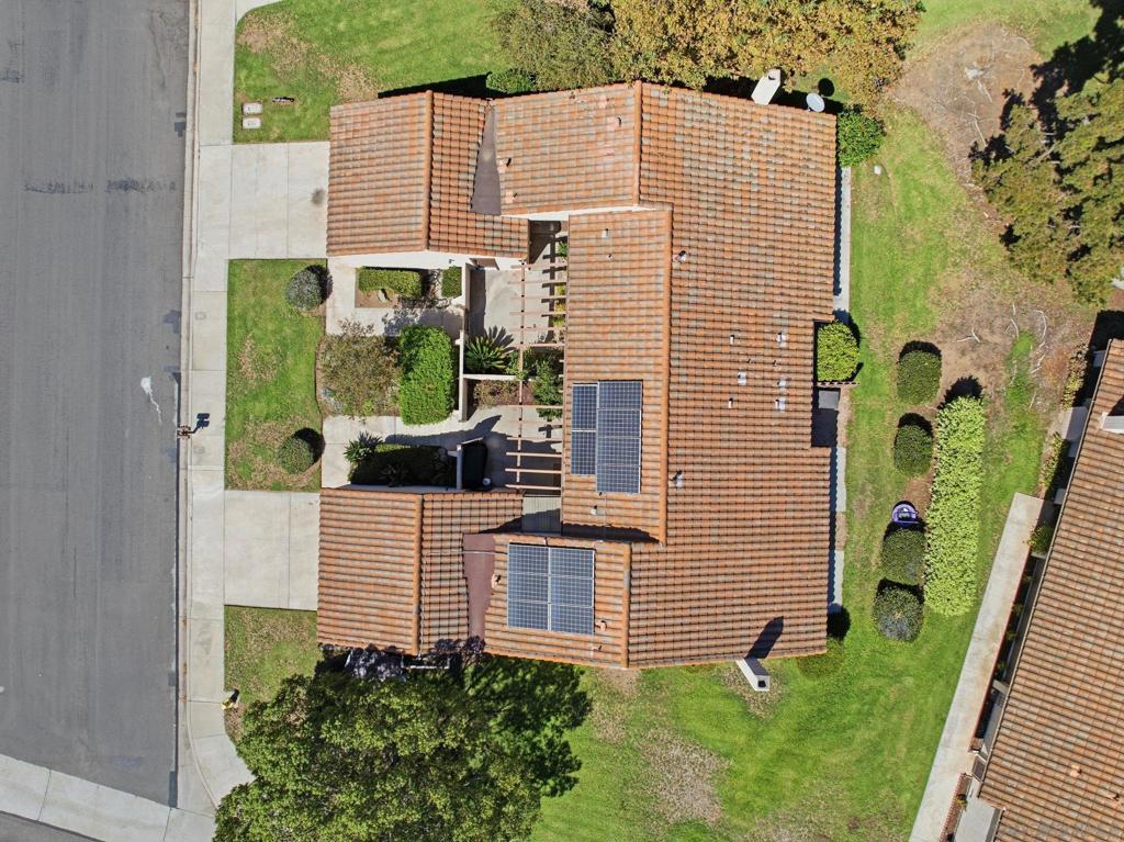 2099 Golden Circle Property Photo 34