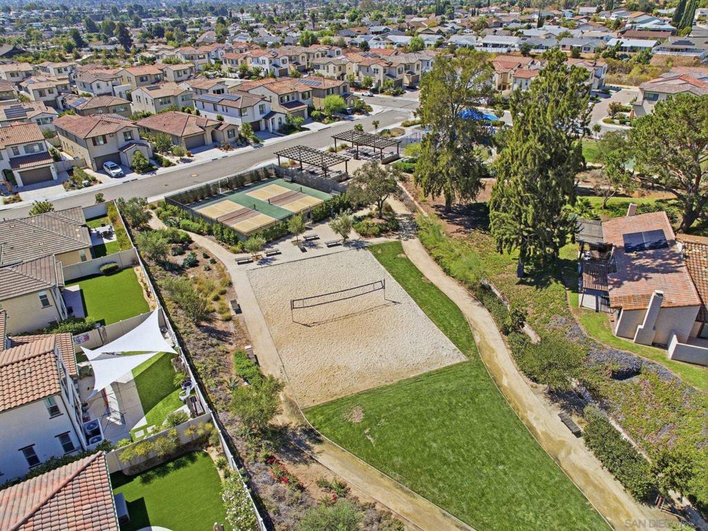 2099 Golden Circle Property Photo 39