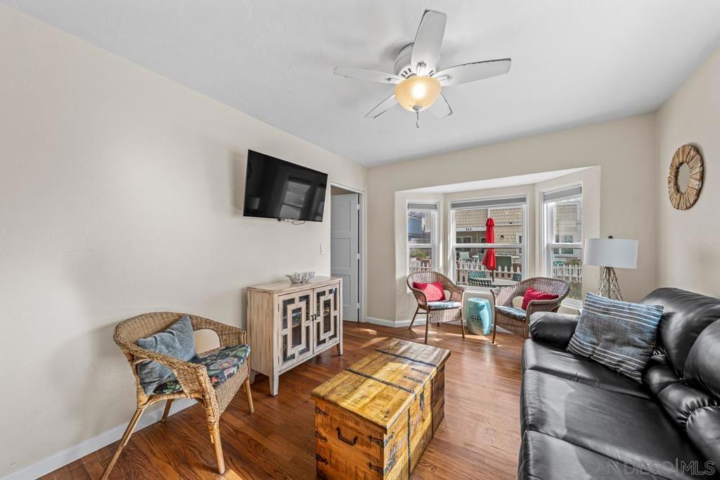 716 Dover Property Photo 33