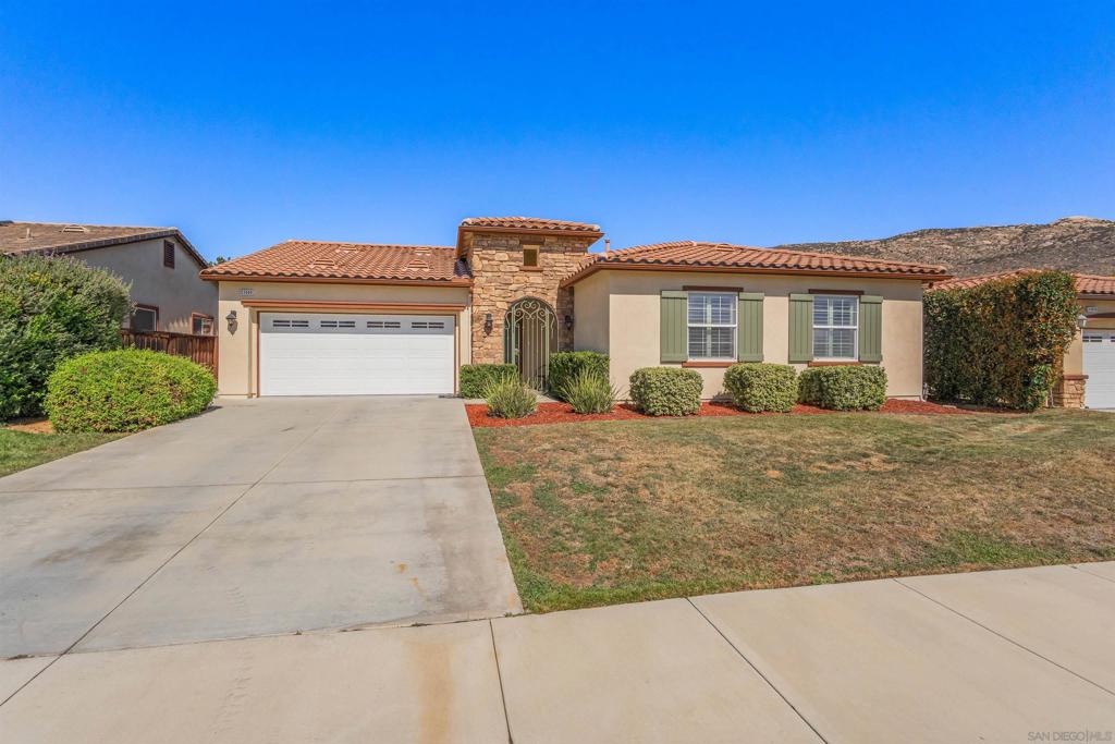 23060 Sienna Ln Property Photo 3