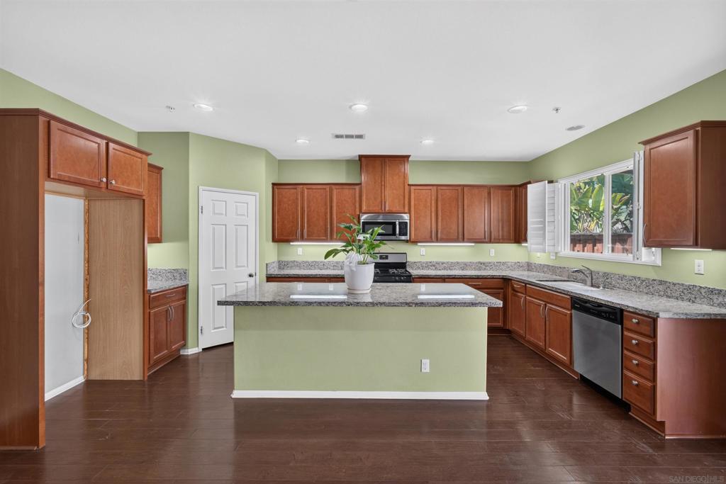 23060 Sienna Ln Property Photo 15