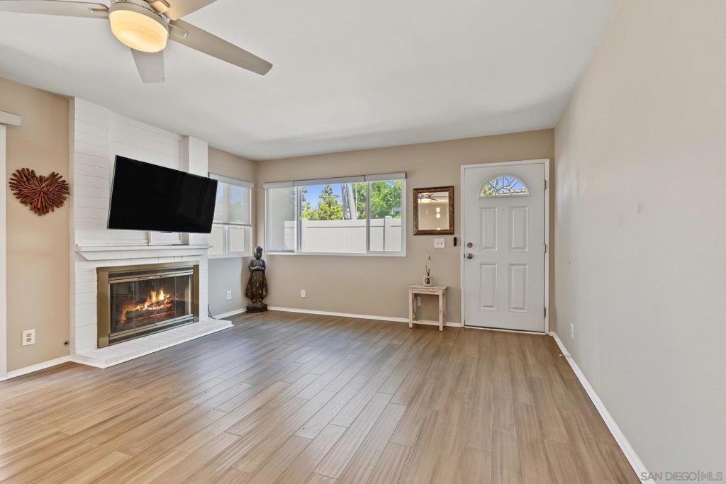 1906 Park Dale Lane Property Photo 3