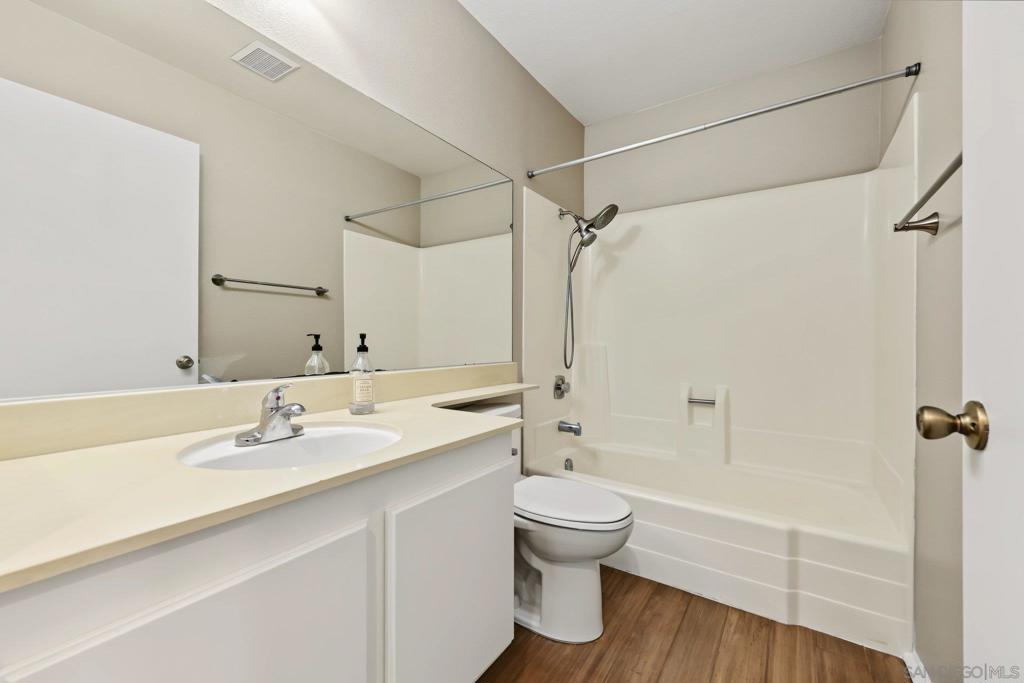 1906 Park Dale Lane Property Photo 10