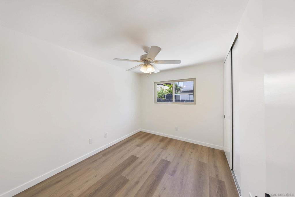 7225 Laura Ct Property Photo 23