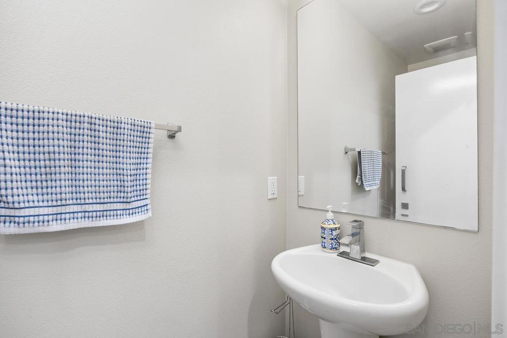 2230 Indus Way Property Photo 19