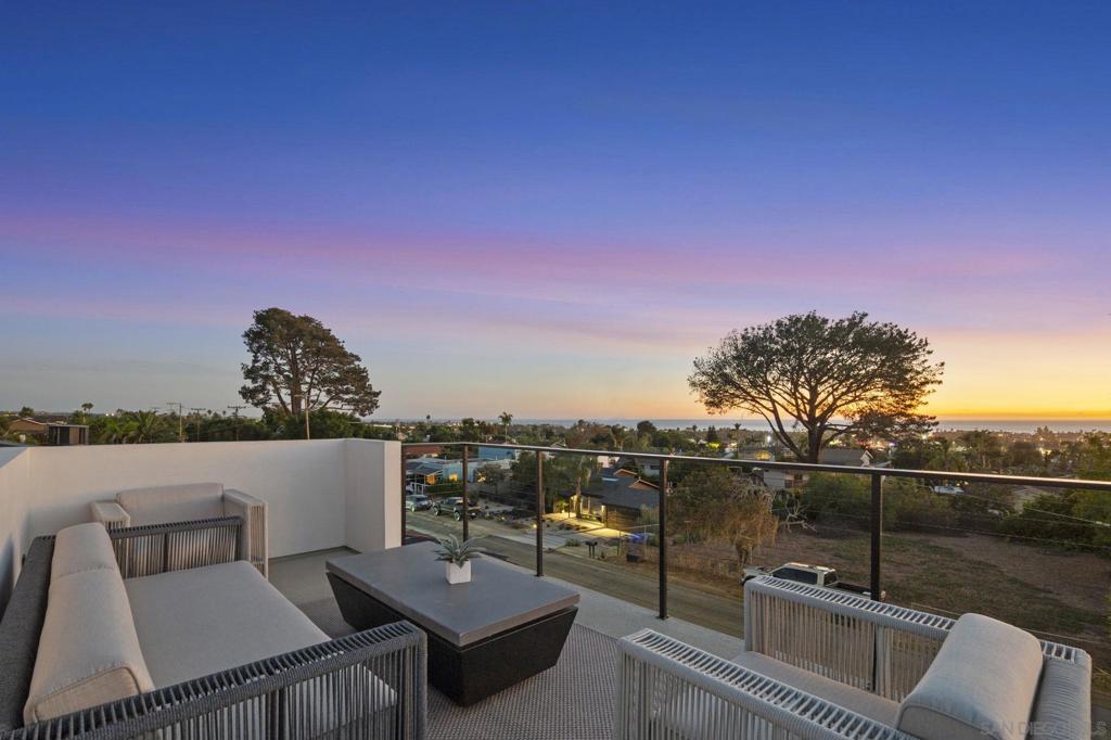3794 Highland Property Photo 2
