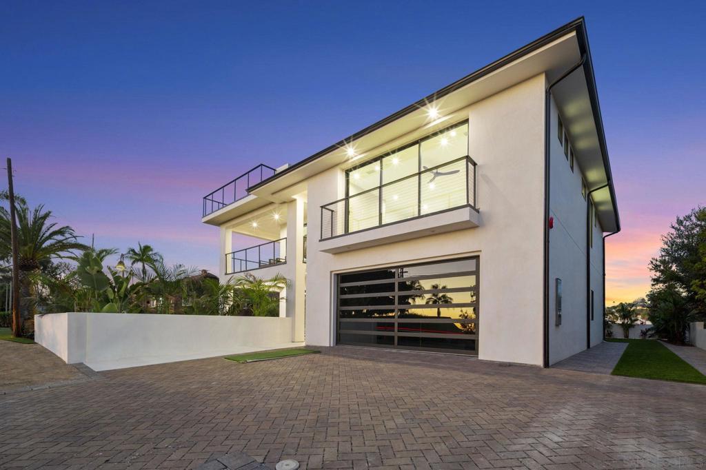3794 Highland Property Photo 5