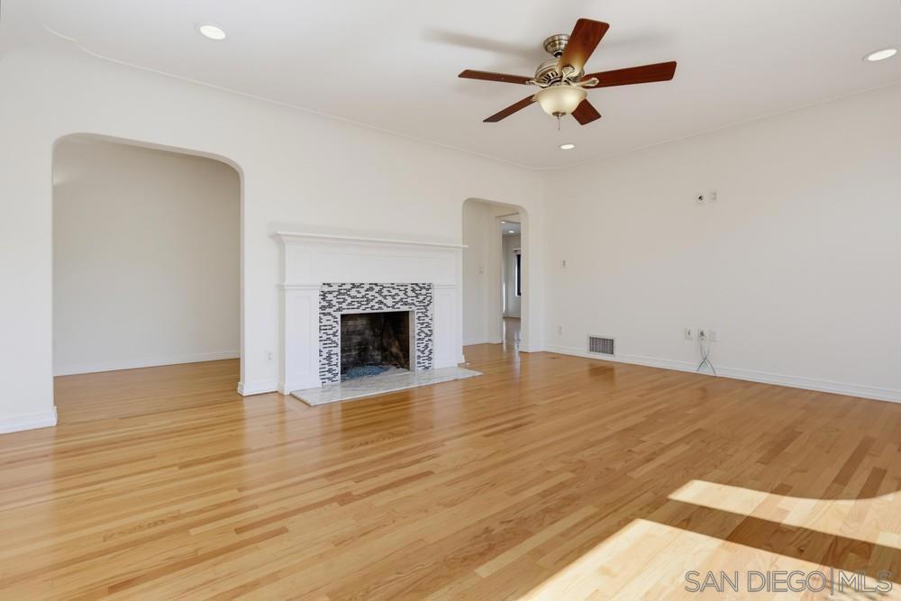 4391 Middlesex Property Photo 7