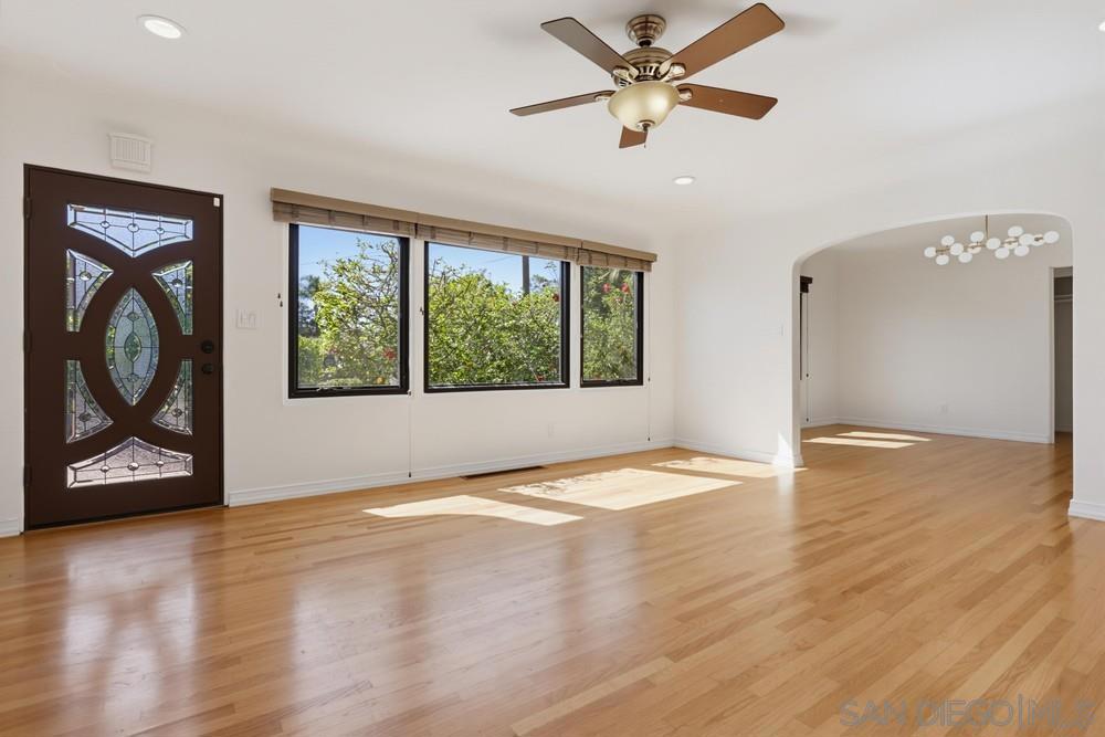 4391 Middlesex Property Photo 9