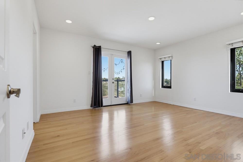 4391 Middlesex Property Photo 27