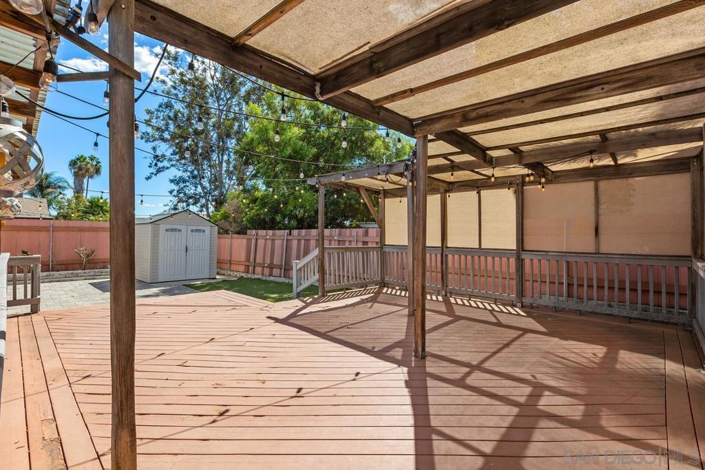 1933 Golden Circle Property Photo 31