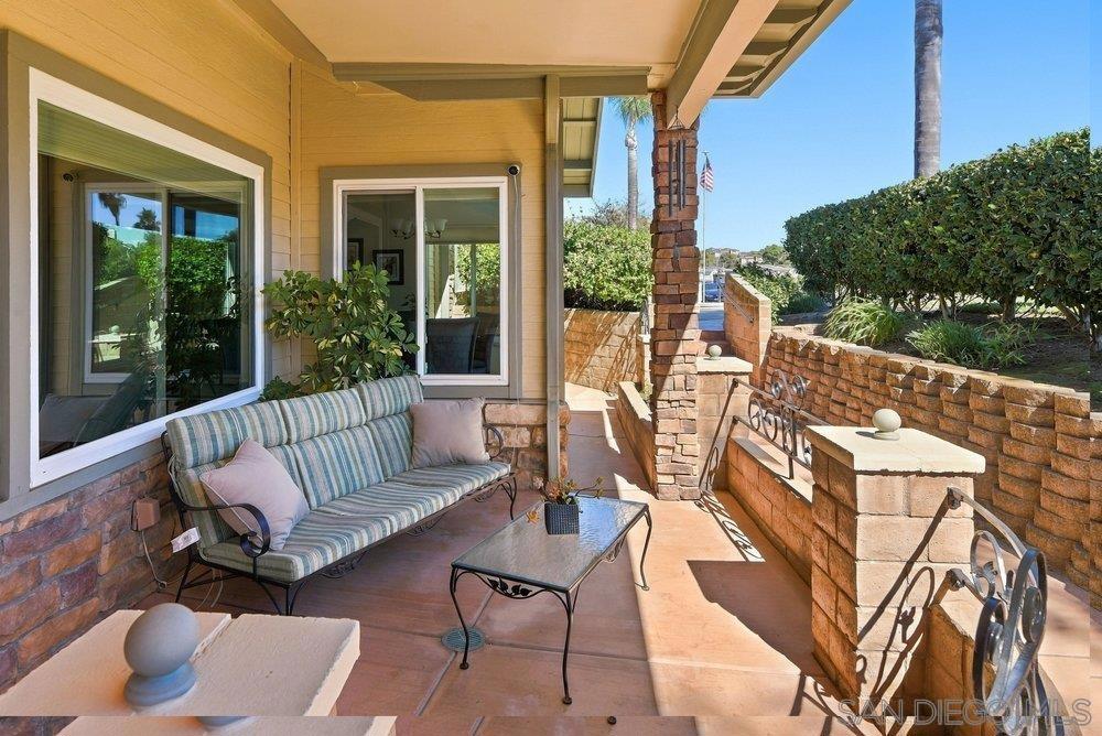 1422 W Country Club Property Photo 10