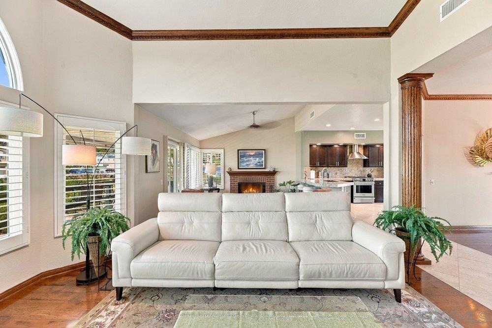 1422 W Country Club Property Photo 15