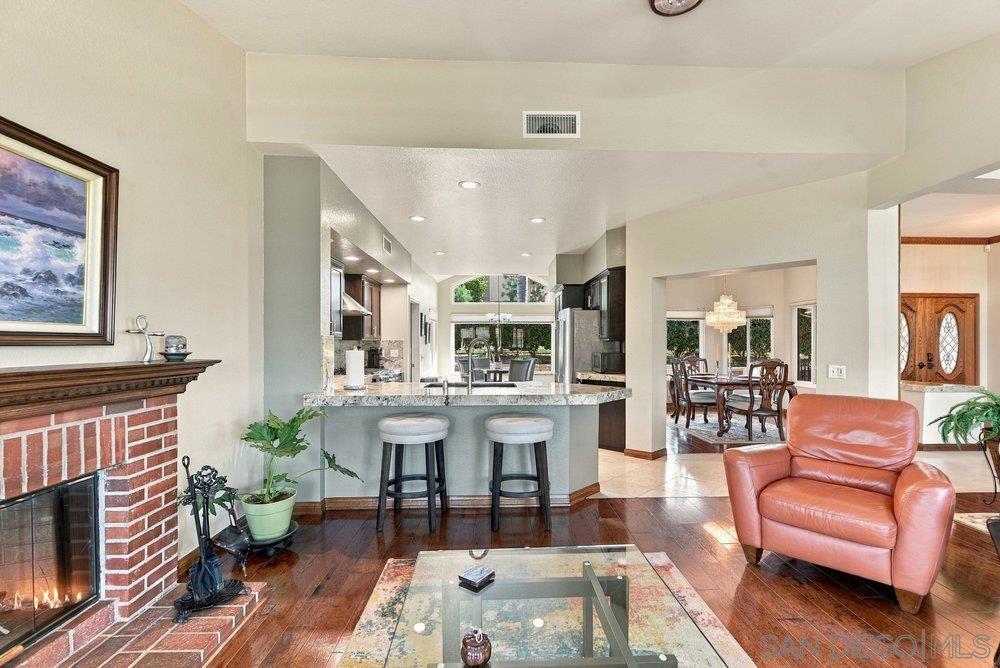 1422 W Country Club Property Photo 22