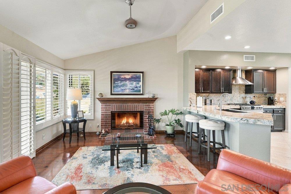 1422 W Country Club Property Photo 32