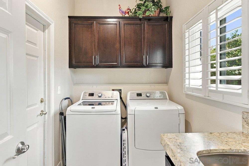 1422 W Country Club Property Photo 33