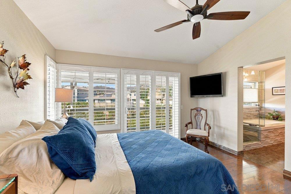 1422 W Country Club Property Photo 39