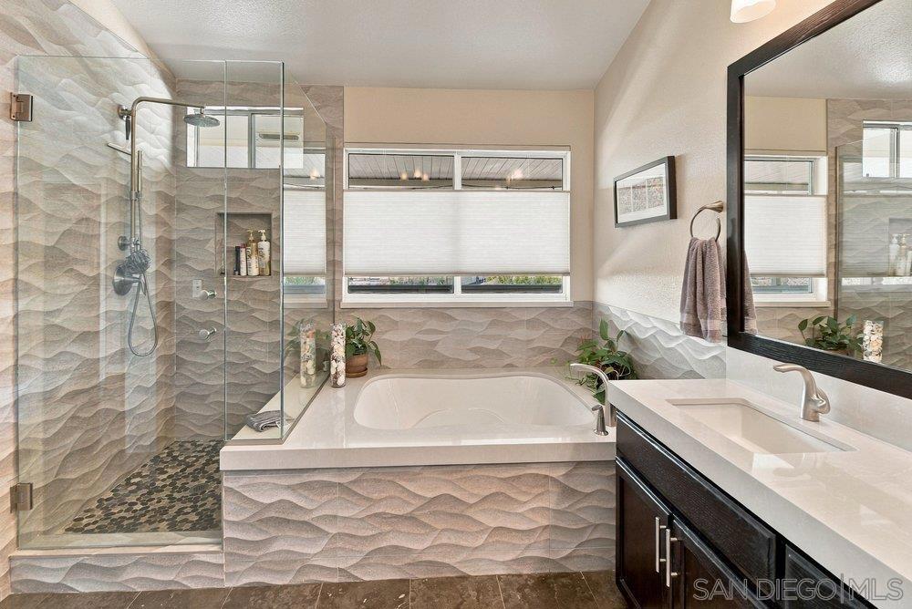 1422 W Country Club Property Photo 40