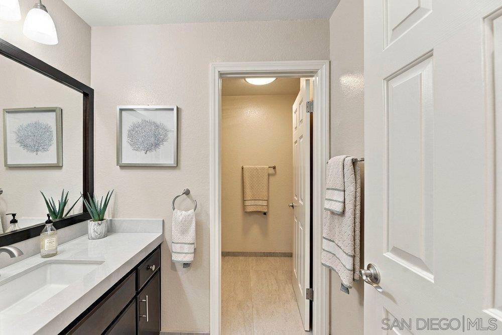1422 W Country Club Property Photo 45