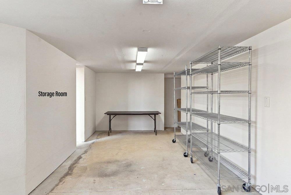 1422 W Country Club Property Photo 60
