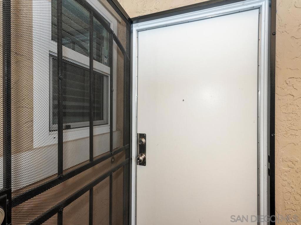 475 N Midway Dr 255 Property Photo 3