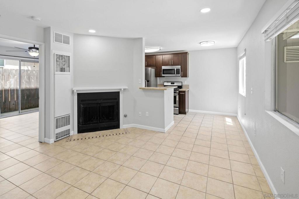3625 43rd St 3 Property Photo 2