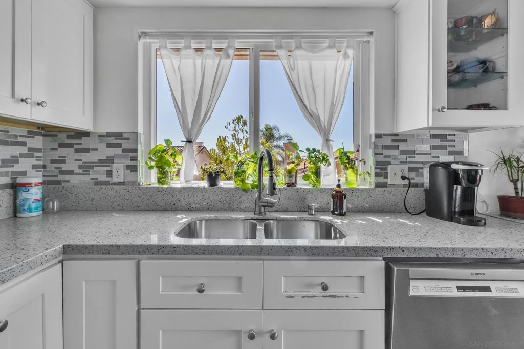 477 Rancho Vista Property Photo 7