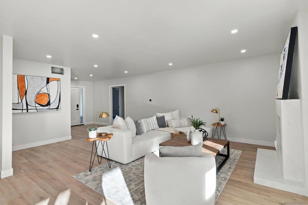 17506 Plaza Karena Property Photo 15