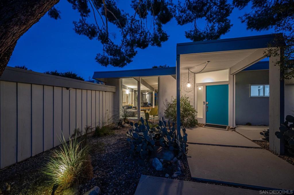 990 W Via Olivera Property Photo 33
