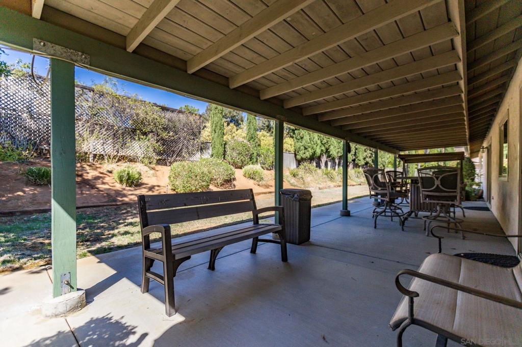 1643 Citrus Hills Lane Property Photo 21