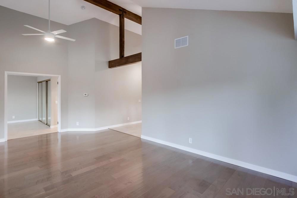 12566 Calle Tamega 108 Property Photo 15