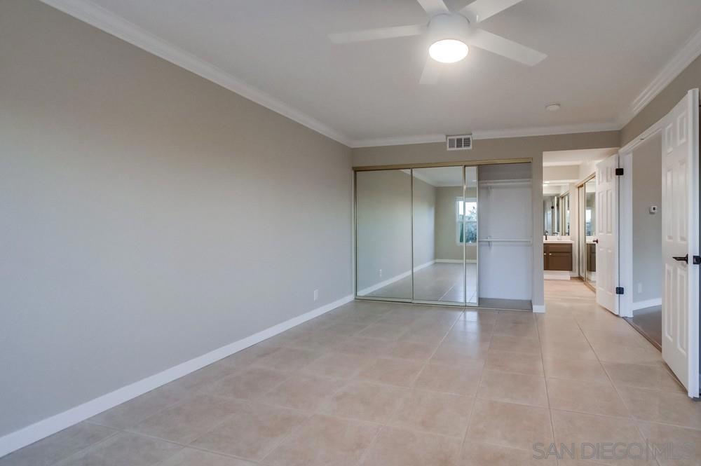 12566 Calle Tamega 108 Property Photo 31