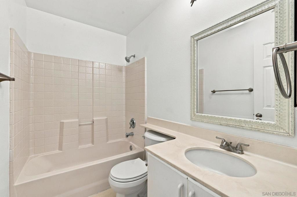 12053 Tivoli Park Row 7 Property Photo 35