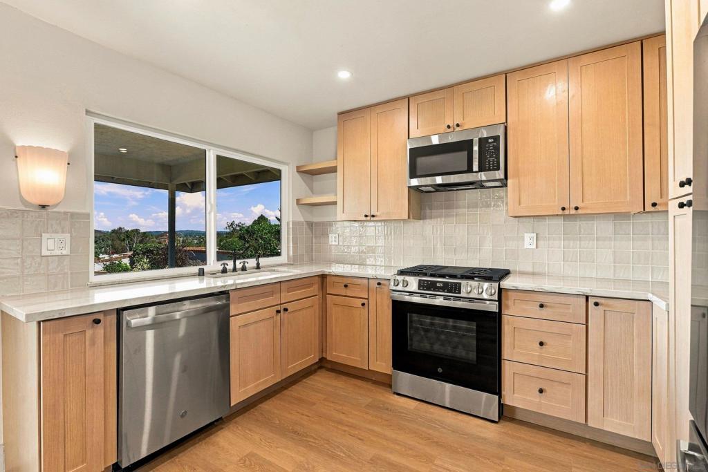12602 Senda Acantilada Property Photo 4