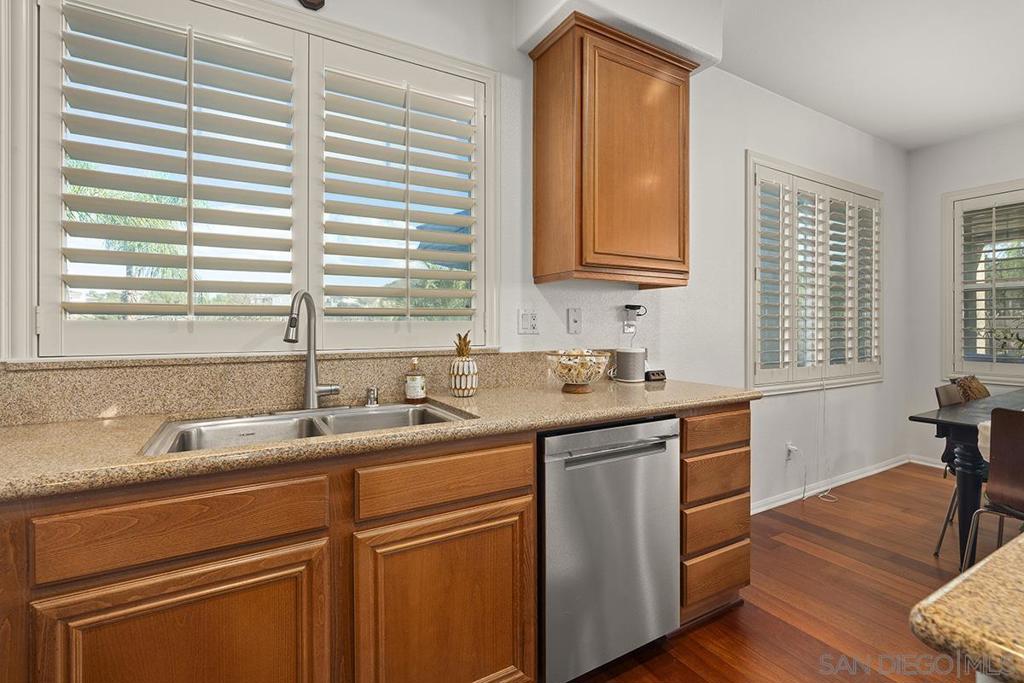 11303 Rose Garden Ct Property Photo 18