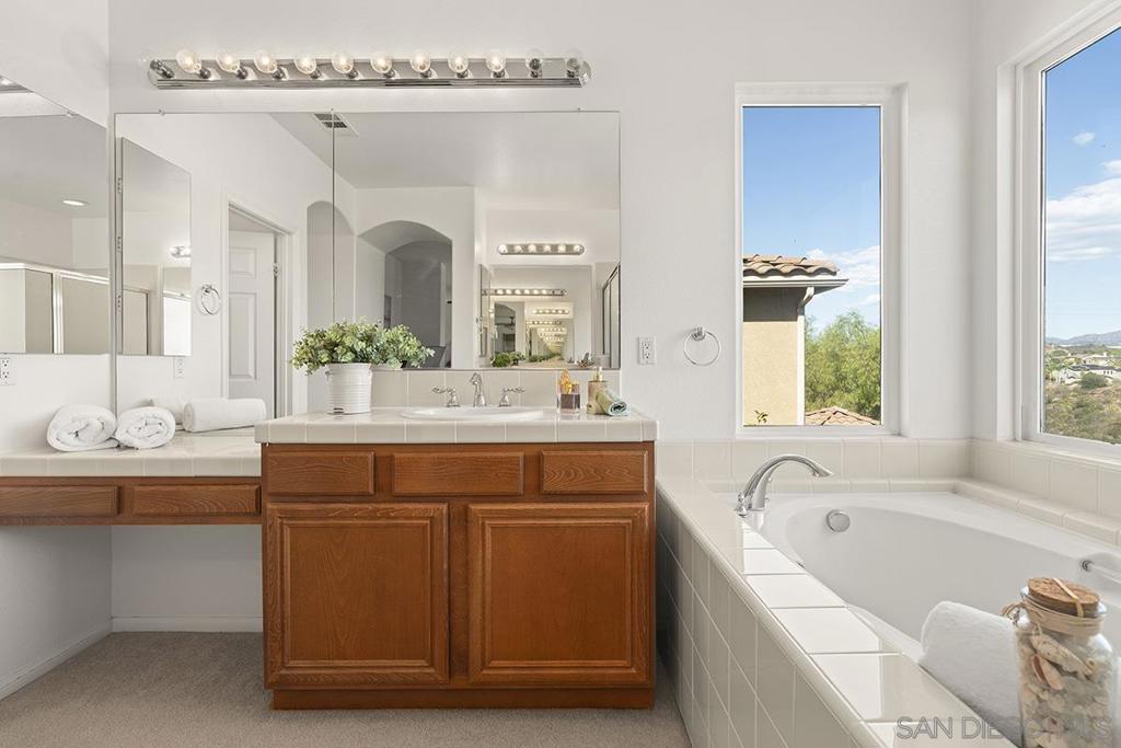 11303 Rose Garden Ct Property Photo 47