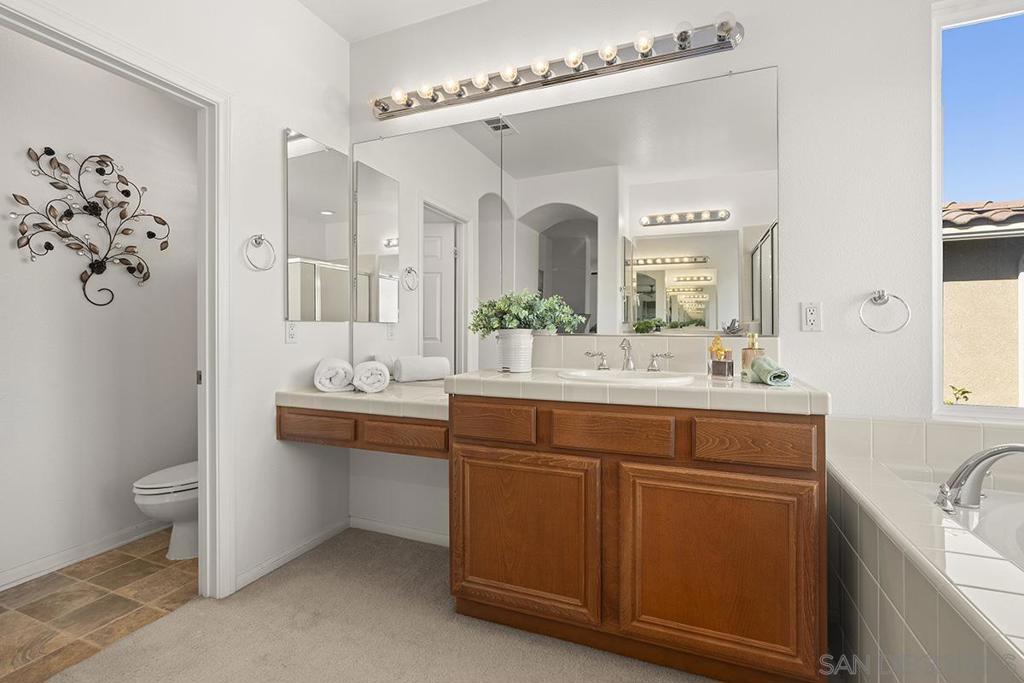 11303 Rose Garden Ct Property Photo 48