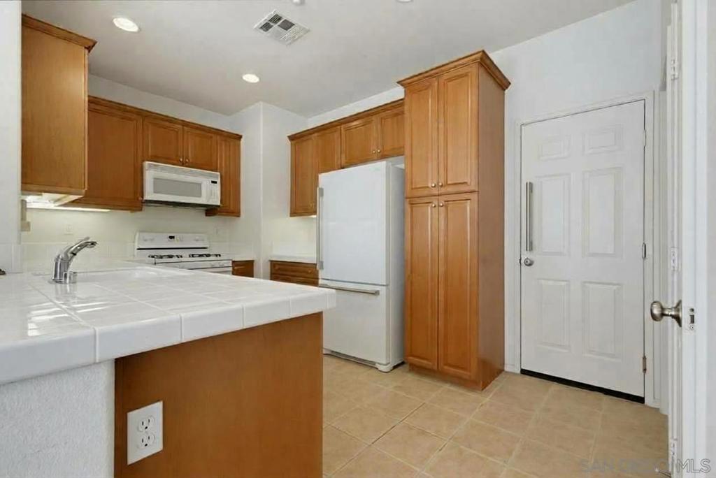 3656 Jetty Point Property Photo 9