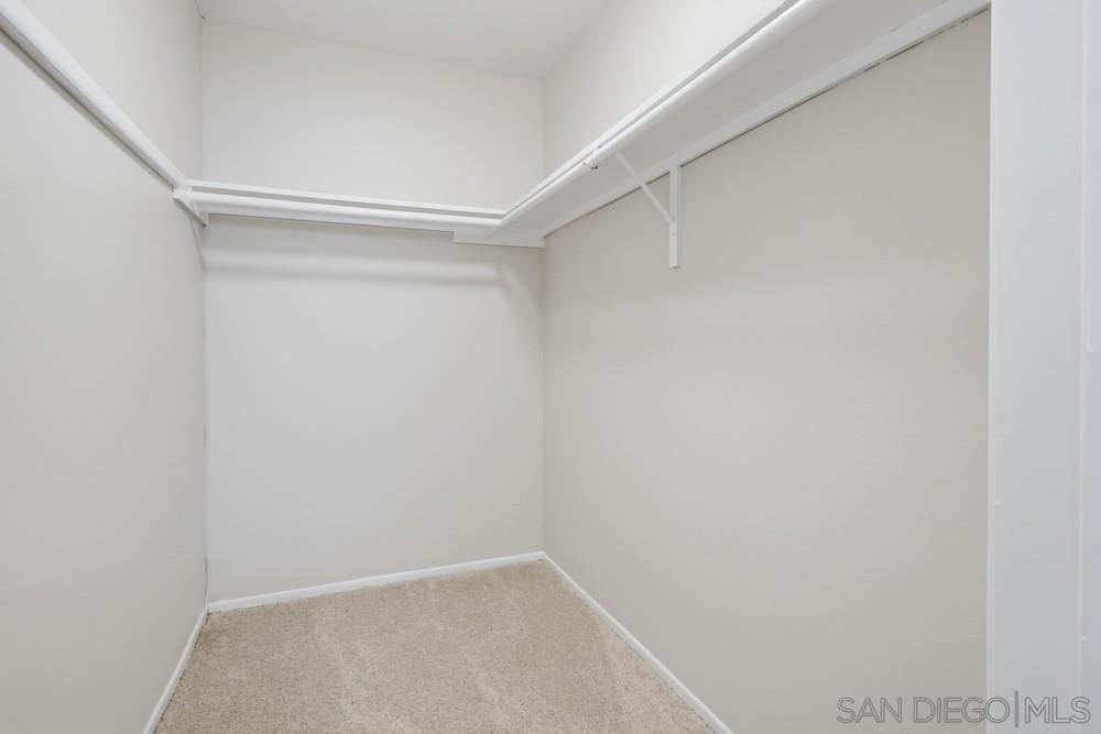 2190 Greenbrier Drive Property Photo 22