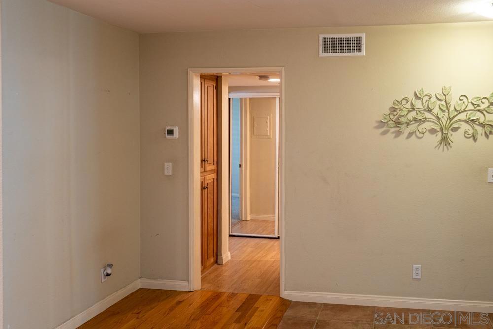 260024541SD Property Photo 10