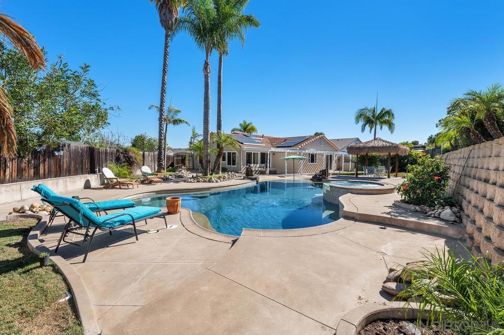 7657 Caffey Property Photo 2