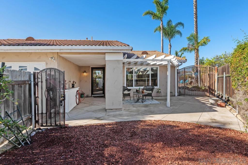 7657 Caffey Property Photo 5