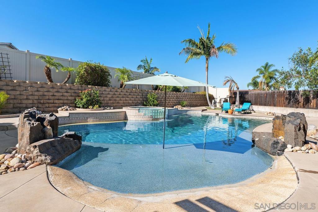 7657 Caffey Property Photo 23