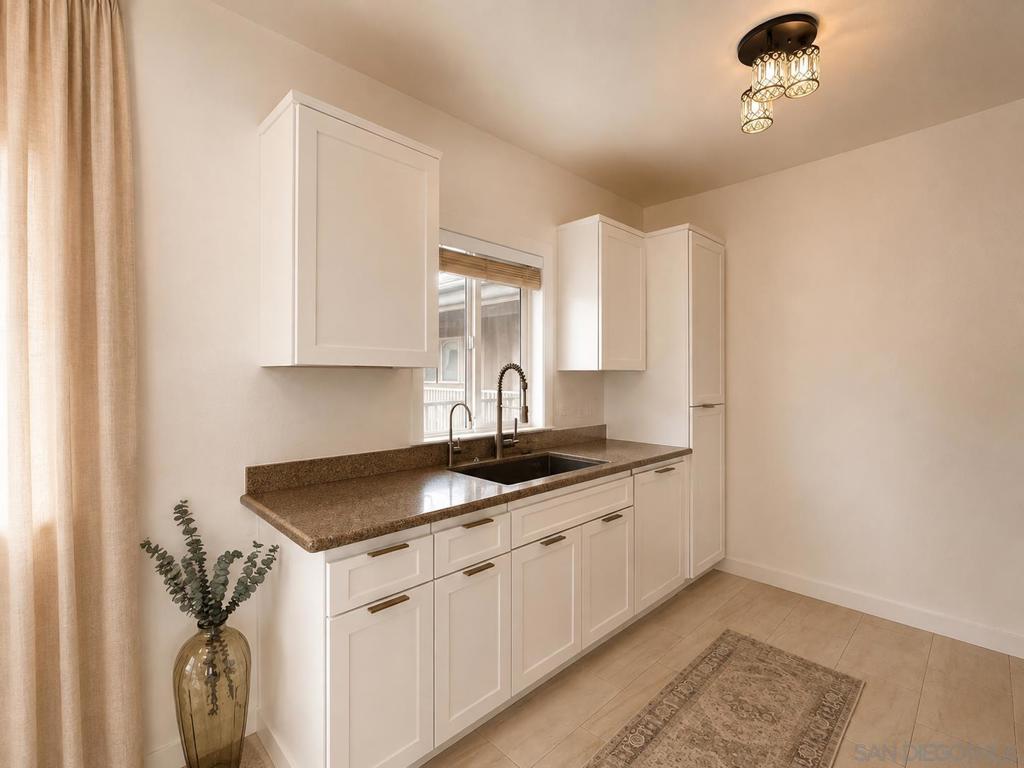 7647 Mission Gorge Rd 23 Property Photo 11