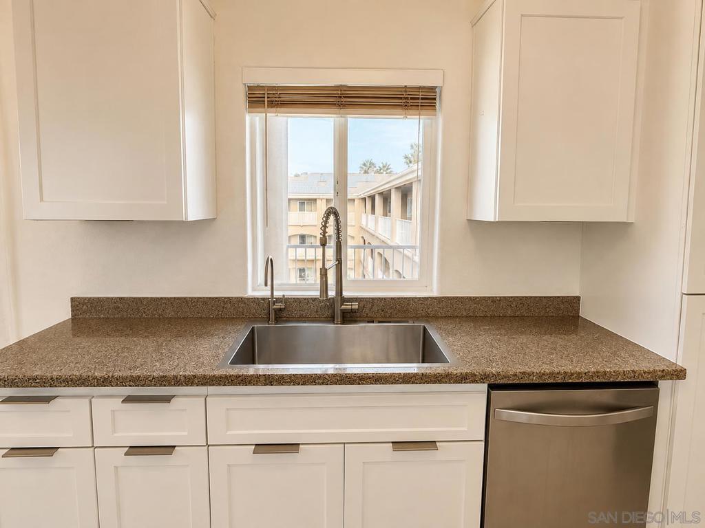 7647 Mission Gorge Rd 23 Property Photo 13