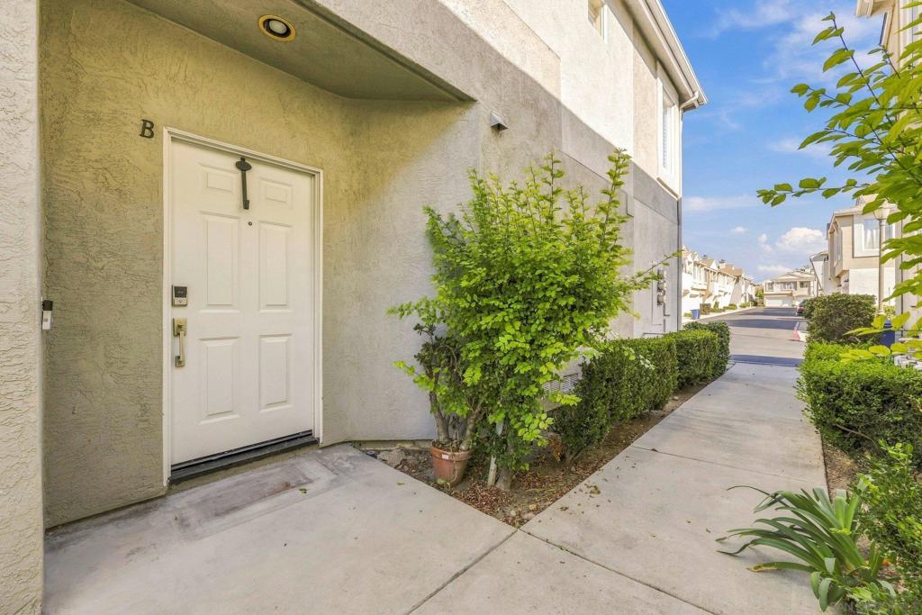 11896 Scripps Creek Dr B Property Photo 2