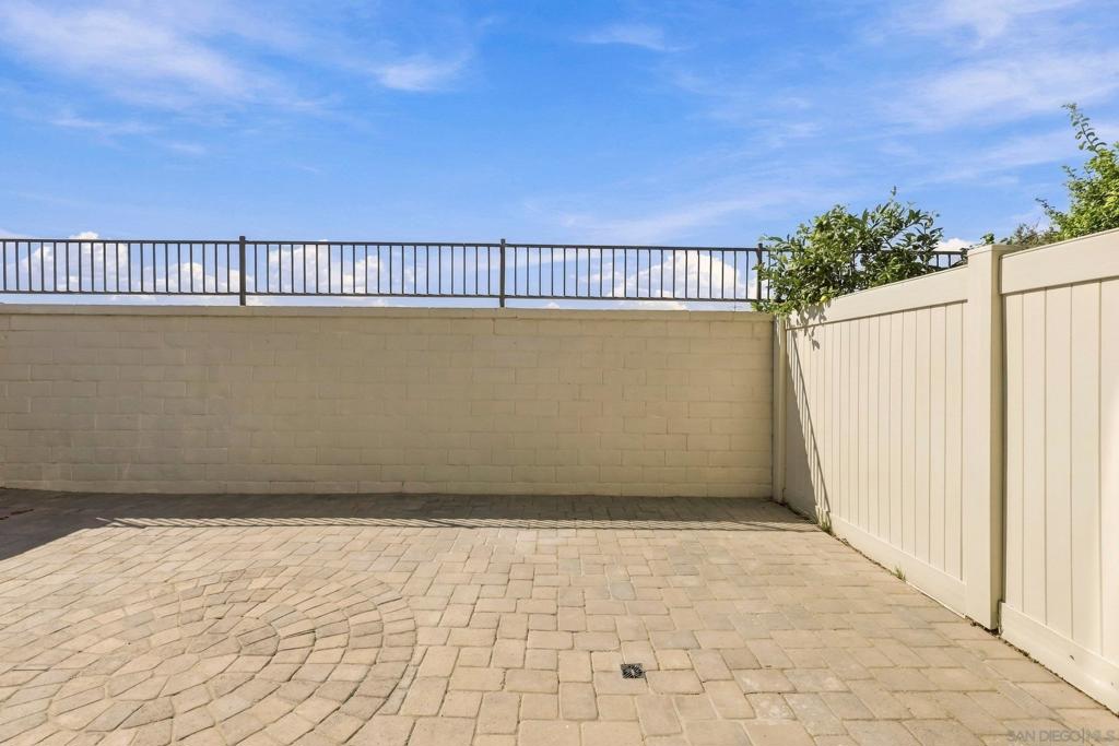 11896 Scripps Creek Dr B Property Photo 15